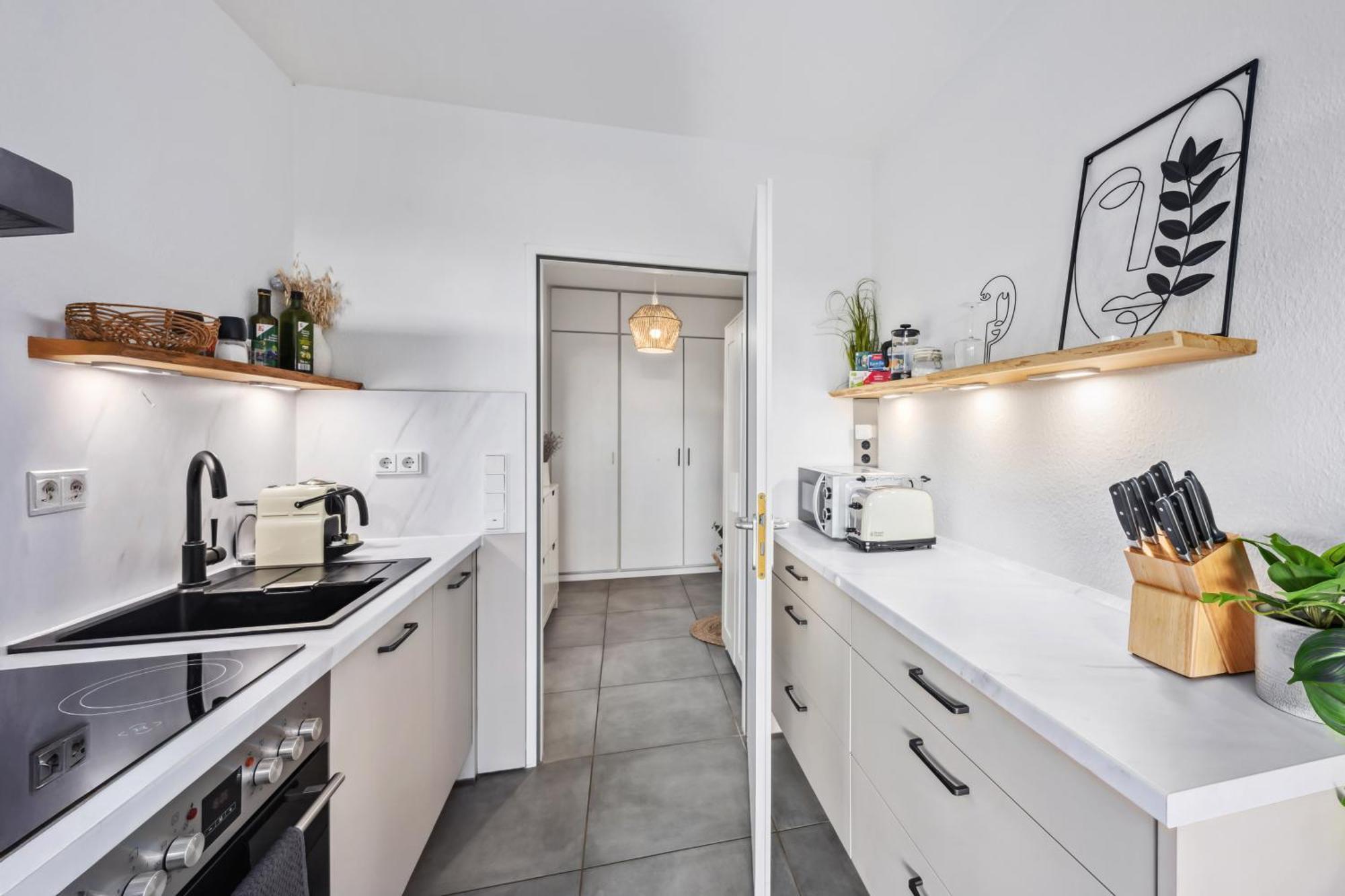 Traber Apartments Studio Kaffee Terrasse & Parken Lipsia Esterno foto